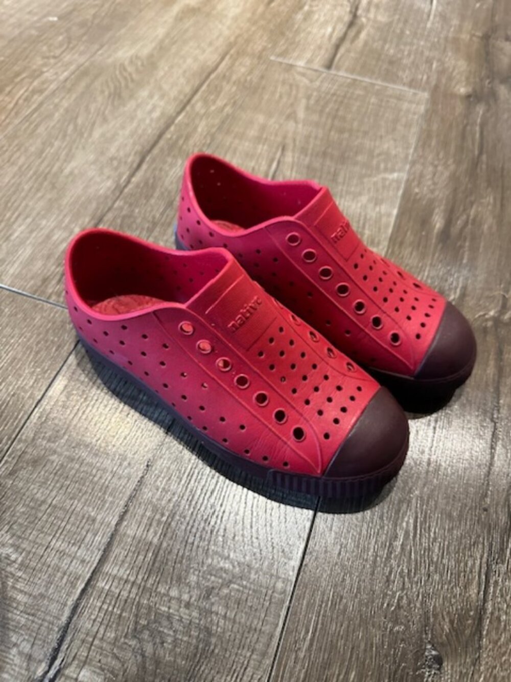 Native kids shoes size C13